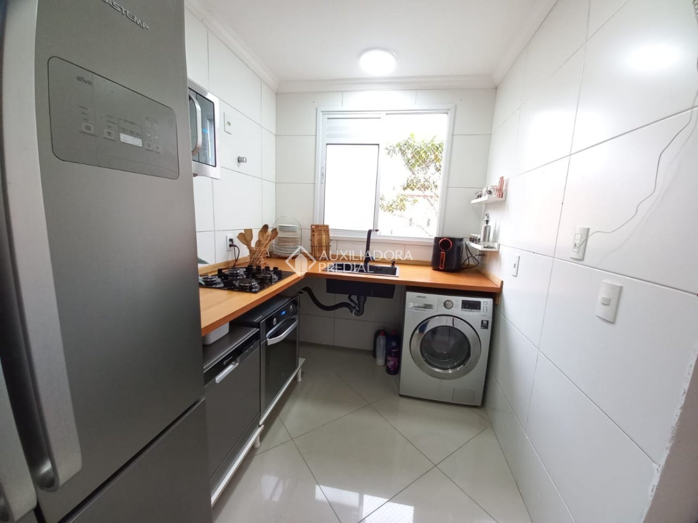 Apartamento à venda com 2 quartos, 44m² - Foto 5