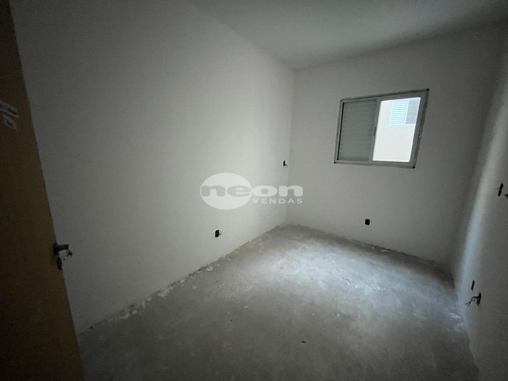 Cobertura à venda com 2 quartos, 84m² - Foto 2