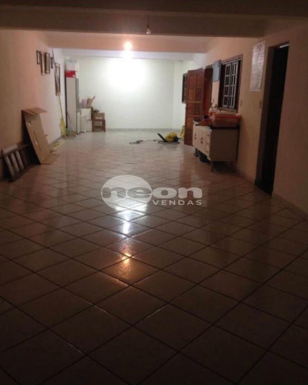 Casa à venda com 3 quartos, 309m² - Foto 18