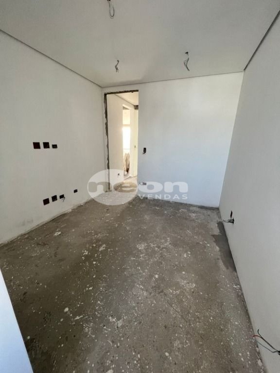 Apartamento à venda com 4 quartos, 227m² - Foto 10