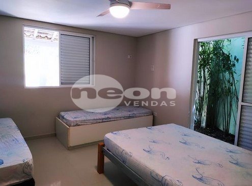 Casa à venda com 4 quartos, 280m² - Foto 12