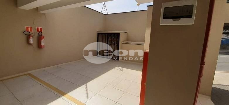 Apartamento à venda com 2 quartos, 65m² - Foto 11