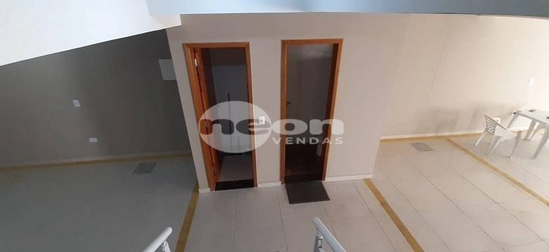 Apartamento à venda com 2 quartos, 65m² - Foto 13