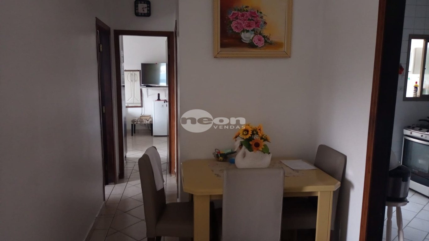 Apartamento à venda com 2 quartos, 65m² - Foto 1