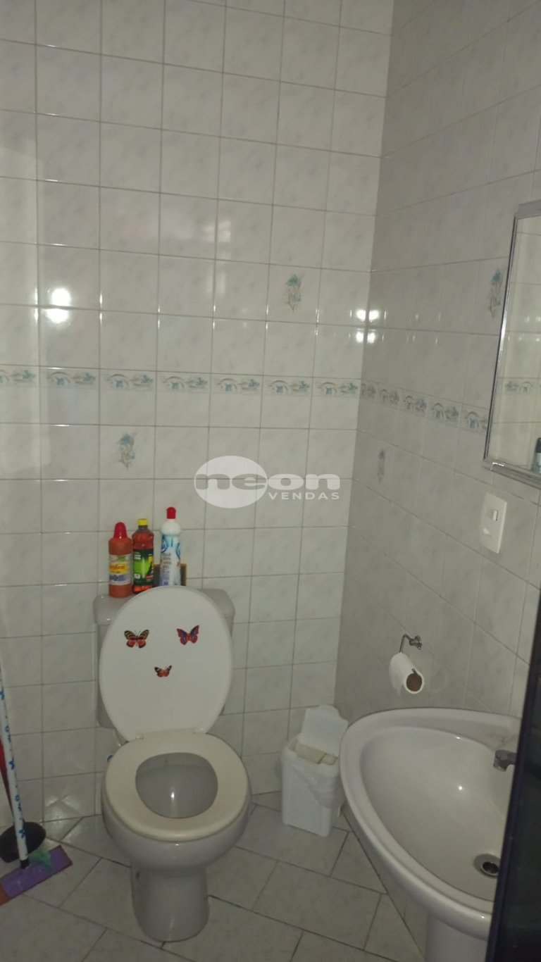 Apartamento à venda com 2 quartos, 65m² - Foto 13