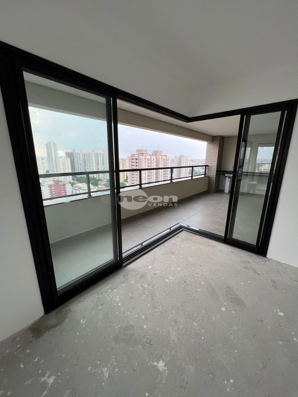 Apartamento à venda com 3 quartos, 161m² - Foto 8