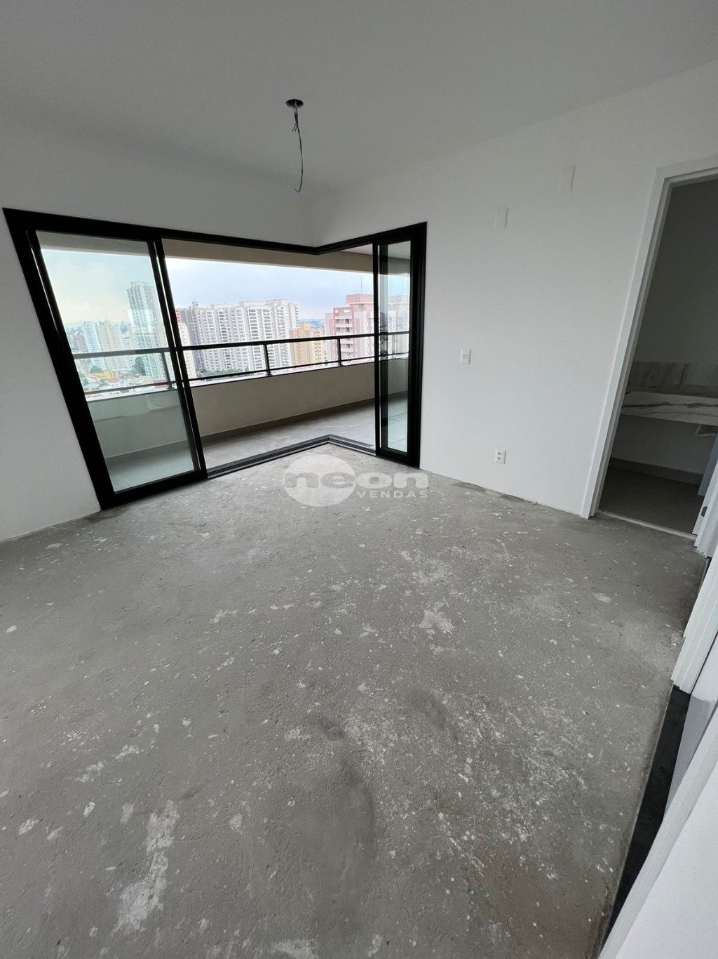 Apartamento à venda com 3 quartos, 161m² - Foto 3