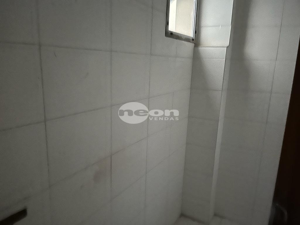 Apartamento à venda com 2 quartos, 47m² - Foto 3