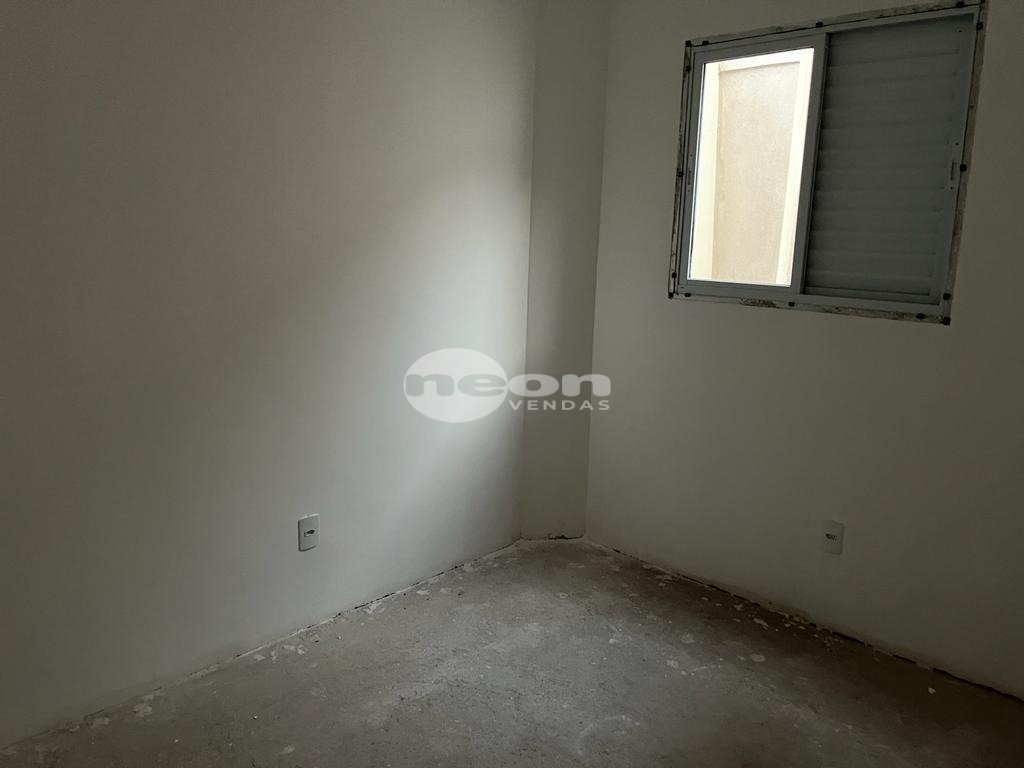 Apartamento à venda com 2 quartos, 48m² - Foto 13