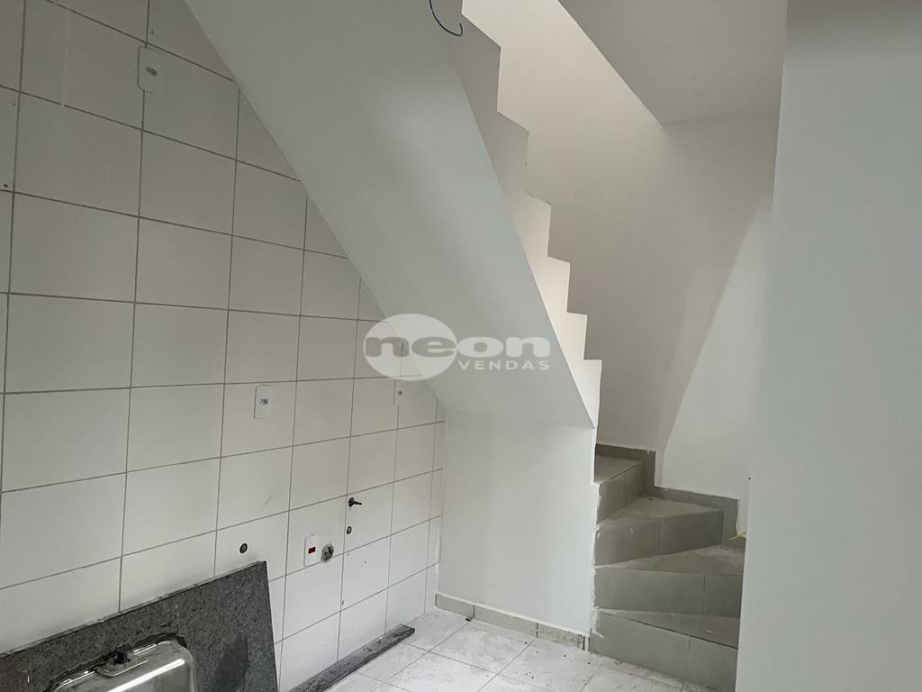 Cobertura à venda com 2 quartos, 83m² - Foto 6