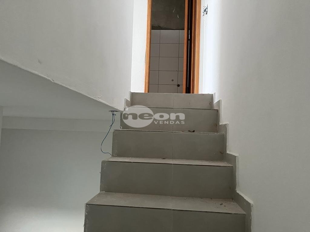 Cobertura à venda com 2 quartos, 83m² - Foto 7