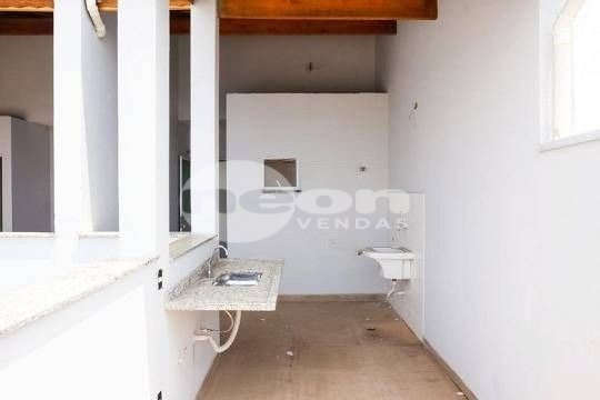 Cobertura à venda com 2 quartos, 86m² - Foto 3