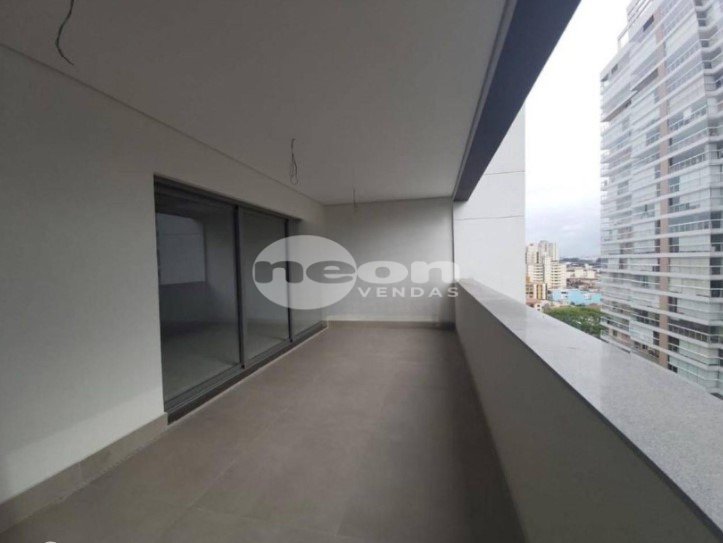 Apartamento à venda com 3 quartos, 163m² - Foto 3