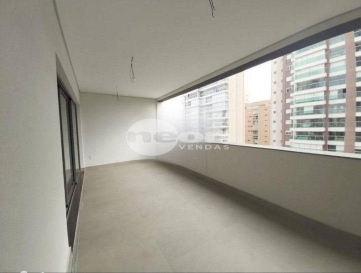 Apartamento à venda com 3 quartos, 163m² - Foto 4