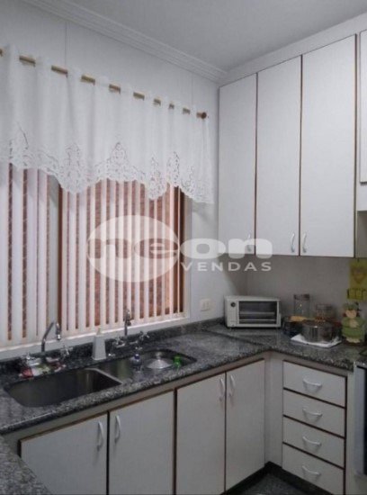 Apartamento à venda com 4 quartos, 260m² - Foto 11