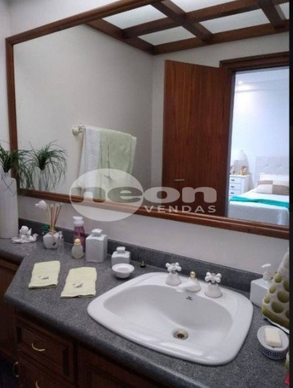 Apartamento à venda com 4 quartos, 260m² - Foto 28