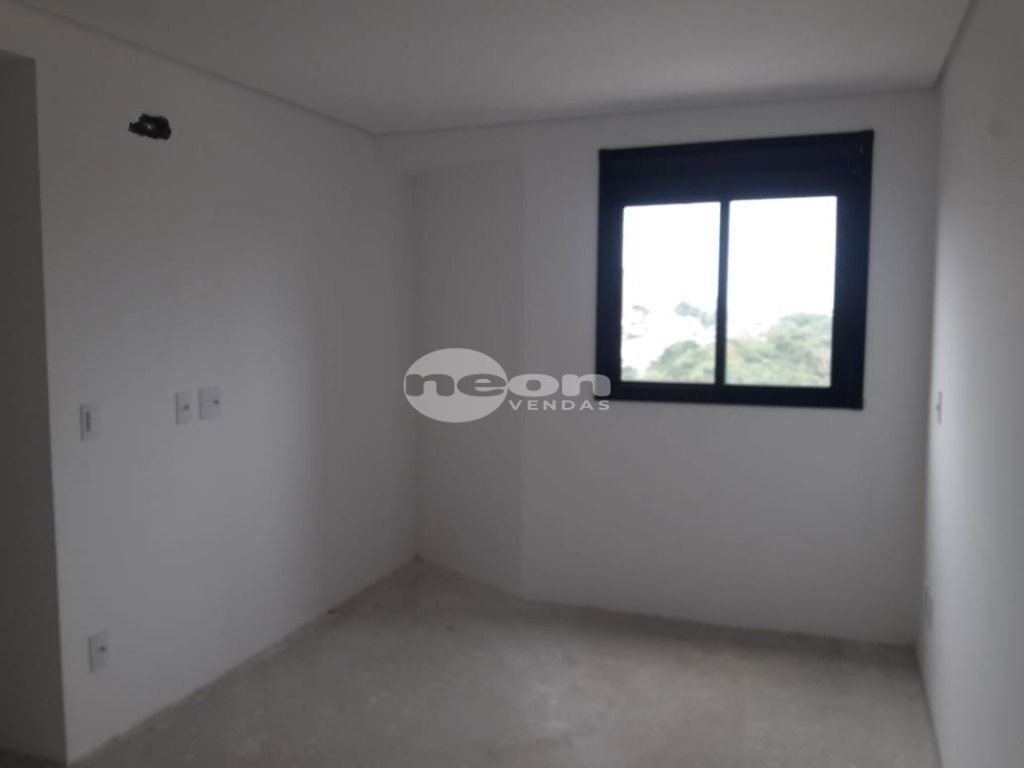 Apartamento à venda com 3 quartos, 90m² - Foto 12