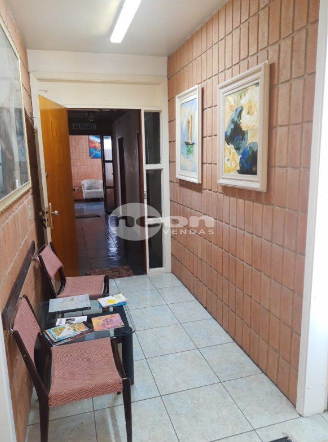 Conjunto Comercial-Sala à venda com 1 quarto, 90m² - Foto 2