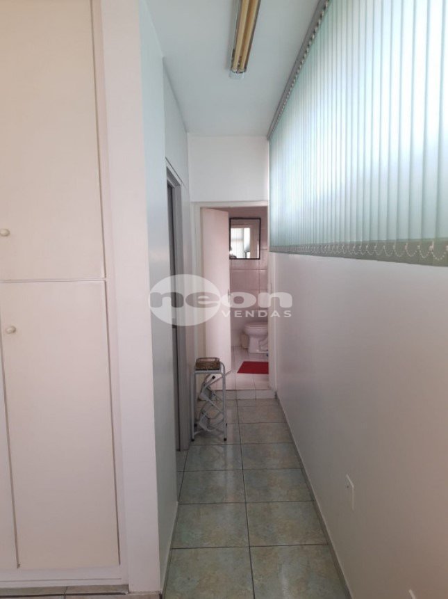 Conjunto Comercial-Sala à venda com 1 quarto, 90m² - Foto 14