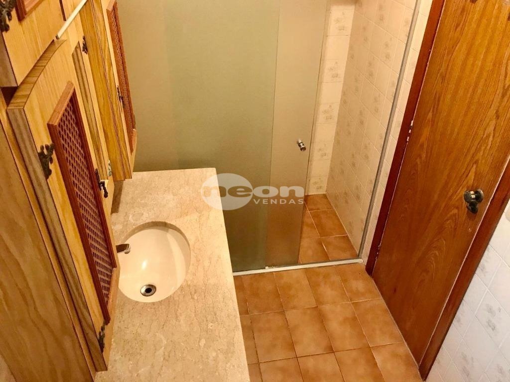 Apartamento à venda com 3 quartos, 159m² - Foto 15