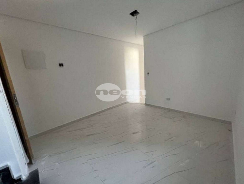 Apartamento à venda com 2 quartos, 79m² - Foto 1