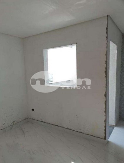 Apartamento à venda com 2 quartos, 79m² - Foto 4