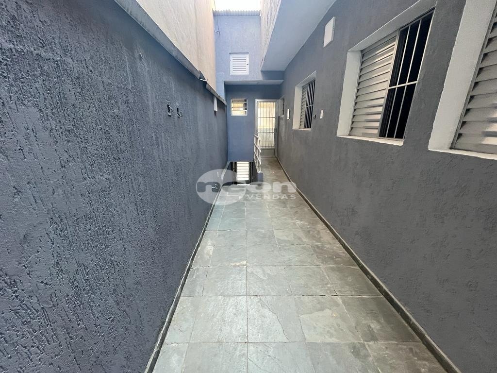 Casa à venda com 2 quartos, 301m² - Foto 18