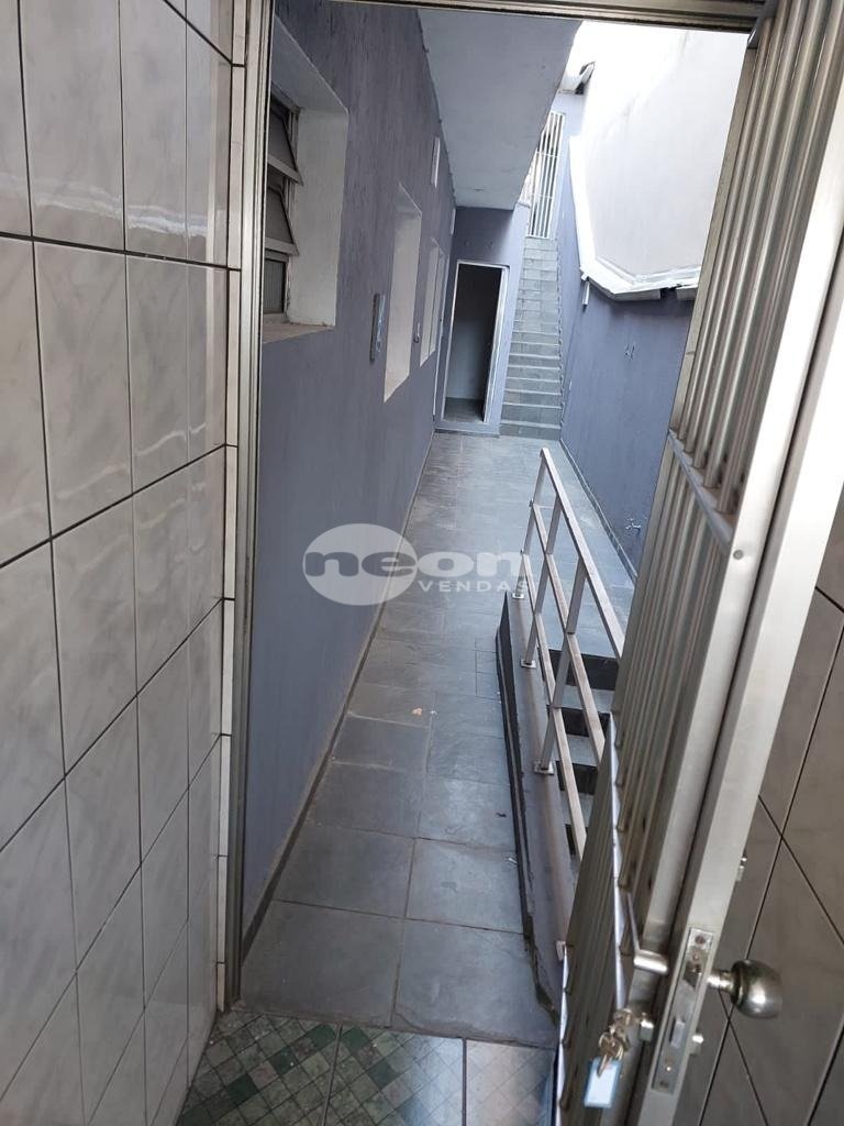 Casa à venda com 2 quartos, 301m² - Foto 21