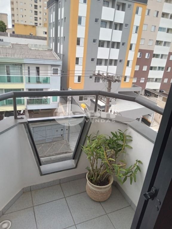 Apartamento à venda com 2 quartos, 55m² - Foto 9