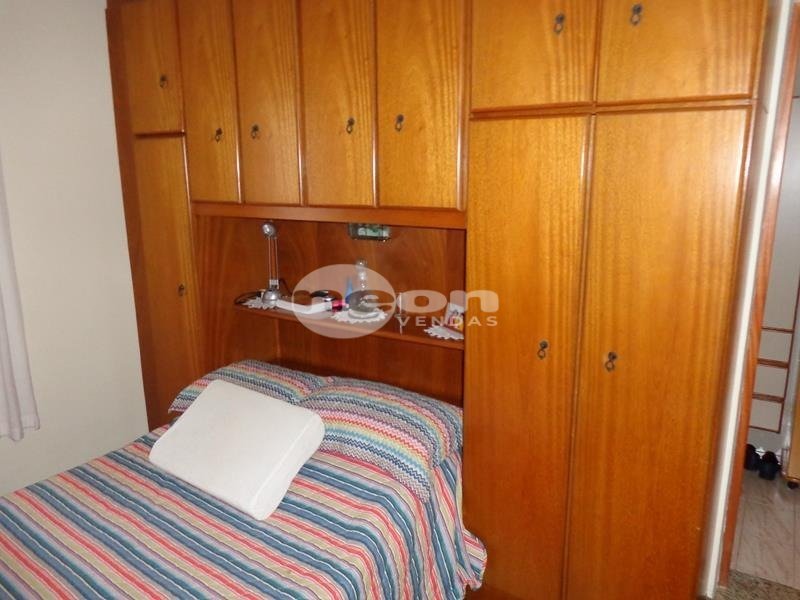 Casa à venda com 3 quartos, 186m² - Foto 19