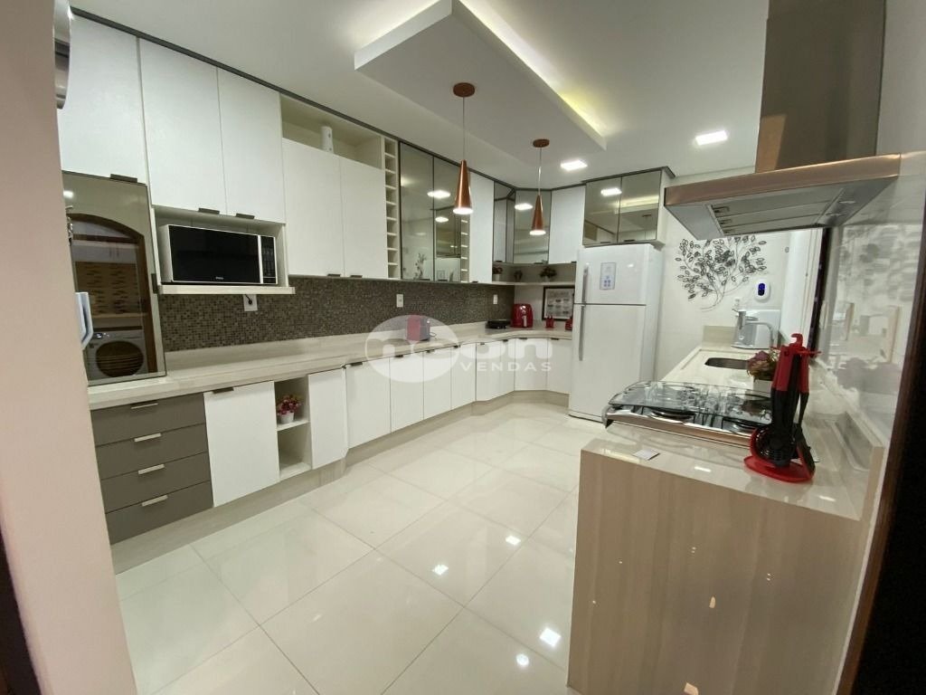 Apartamento à venda com 3 quartos, 110m² - Foto 6