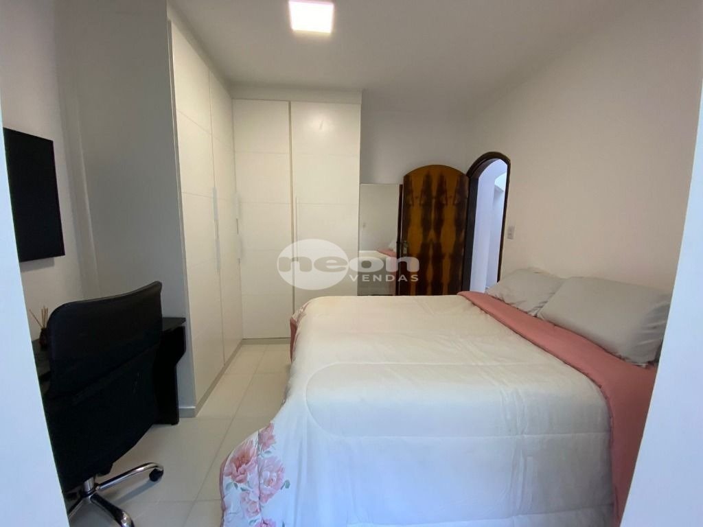 Apartamento à venda com 3 quartos, 110m² - Foto 14