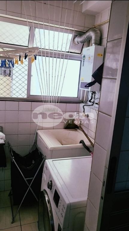 Apartamento à venda com 3 quartos, 61m² - Foto 13