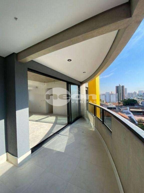 Apartamento à venda com 2 quartos, 85m² - Foto 3