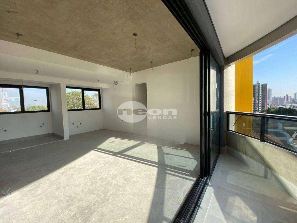 Apartamento à venda com 2 quartos, 85m² - Foto 1