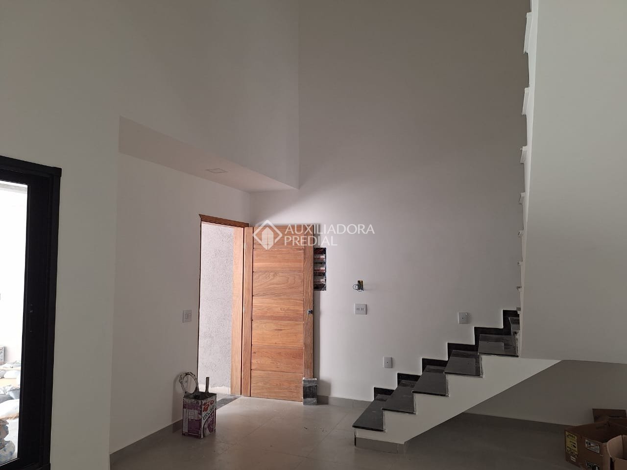 Casa à venda com 3 quartos, 199m² - Foto 4