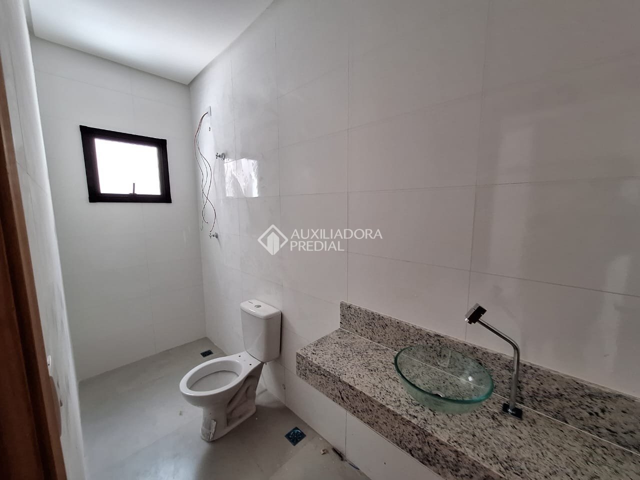 Casa à venda com 3 quartos, 199m² - Foto 14