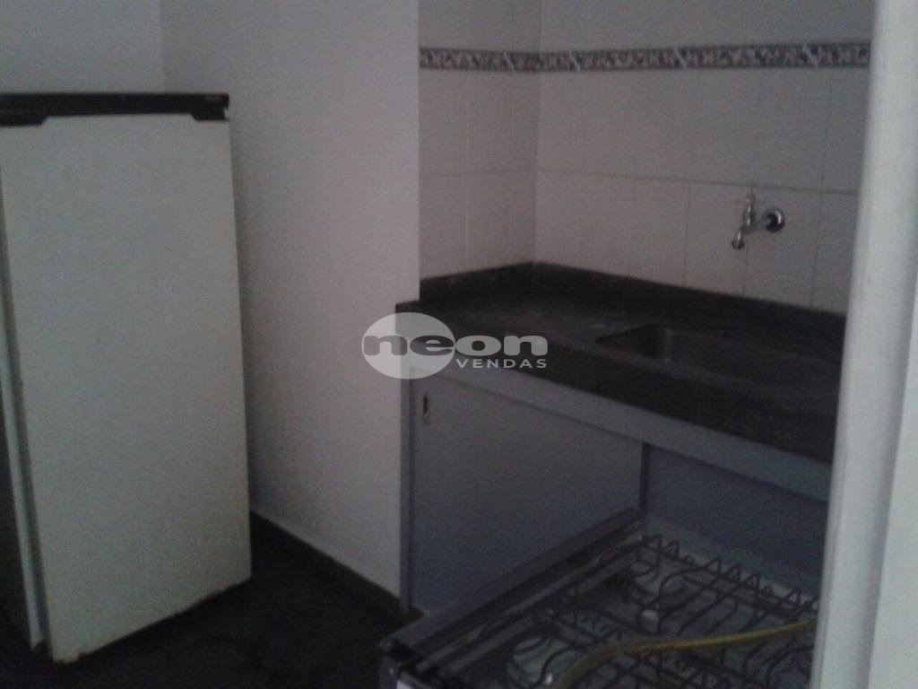 Apartamento à venda com 3 quartos, 87m² - Foto 4