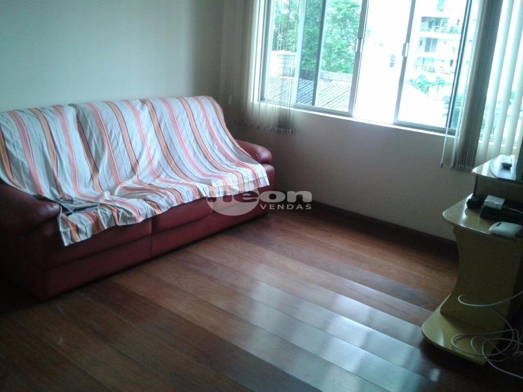 Apartamento à venda com 3 quartos, 87m² - Foto 1