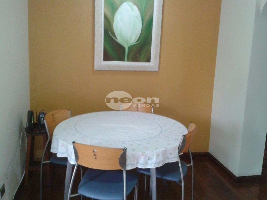 Apartamento à venda com 3 quartos, 87m² - Foto 2