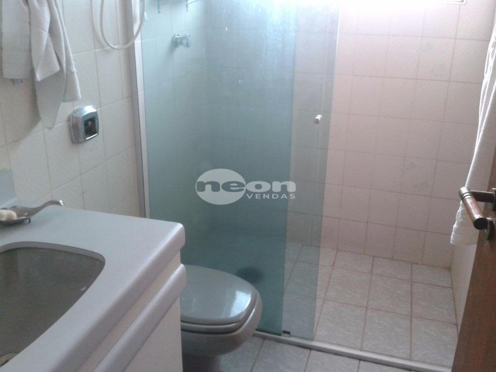 Apartamento à venda com 3 quartos, 87m² - Foto 11