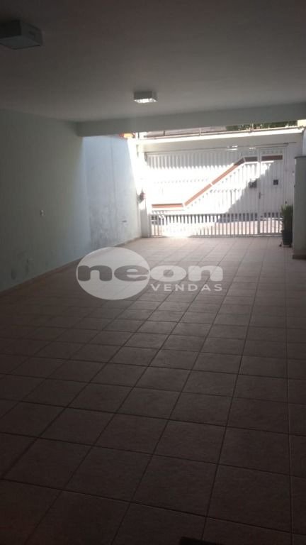 Casa à venda com 3 quartos, 276m² - Foto 23