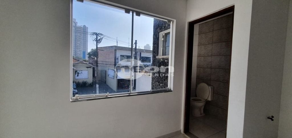 Casa à venda com 3 quartos, 195m² - Foto 4