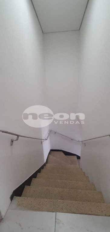 Casa à venda com 3 quartos, 195m² - Foto 18