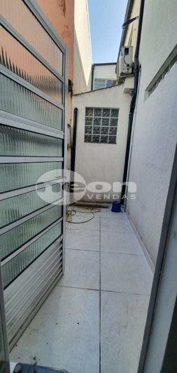 Casa à venda com 3 quartos, 195m² - Foto 20