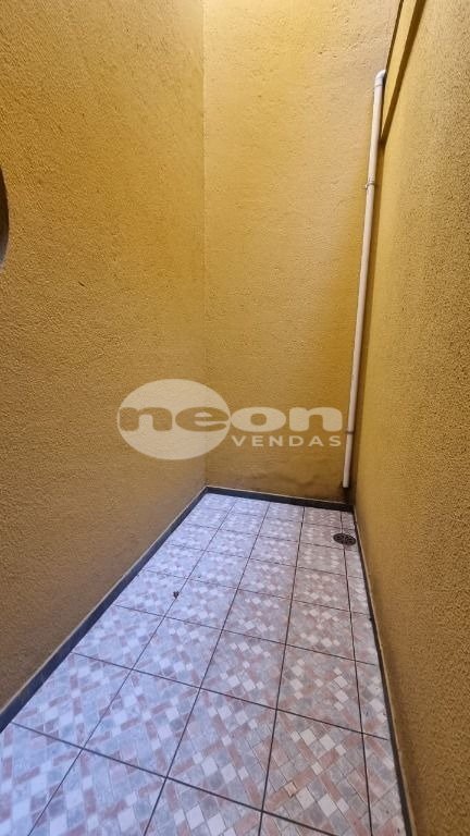 Casa à venda com 3 quartos, 264m² - Foto 16