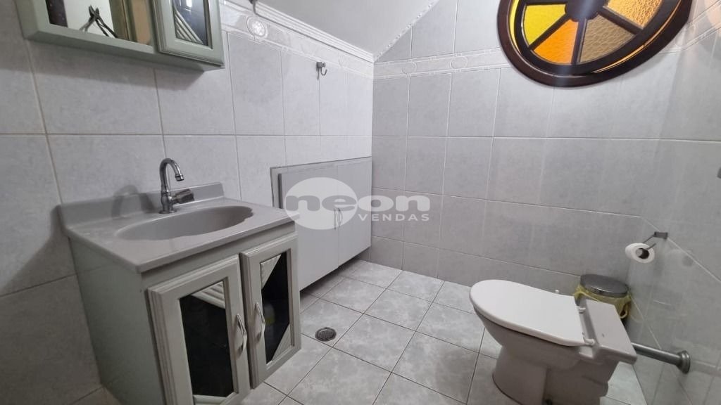 Casa à venda com 3 quartos, 264m² - Foto 27