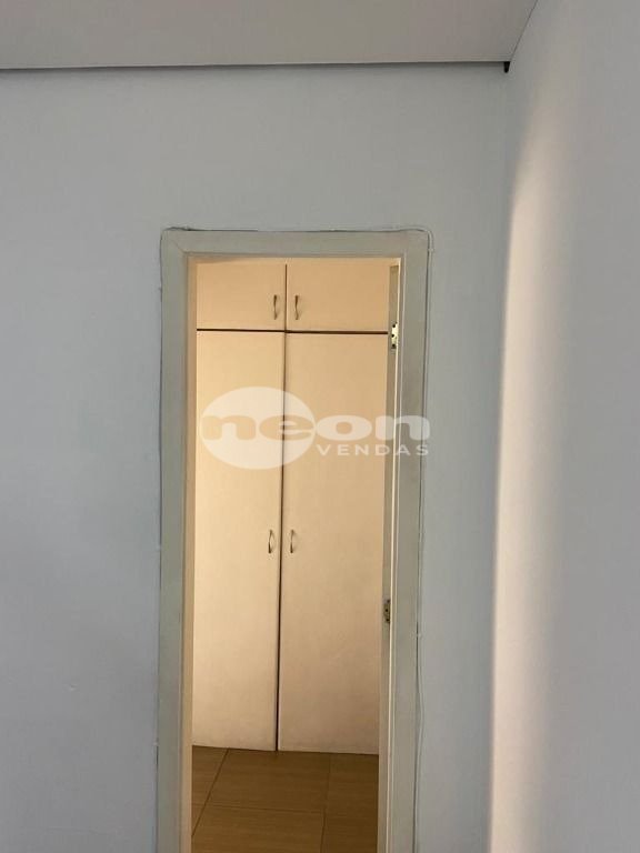 Conjunto Comercial-Sala à venda com 1 quarto, 93m² - Foto 9