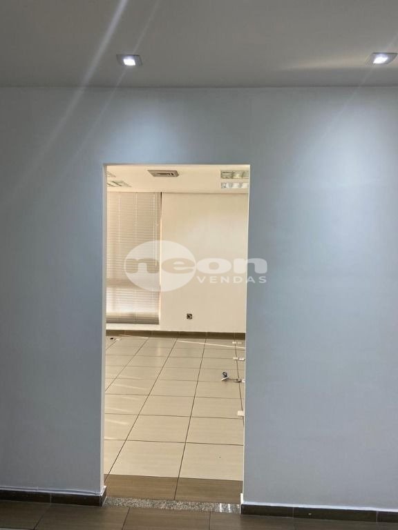 Conjunto Comercial-Sala à venda com 1 quarto, 93m² - Foto 12