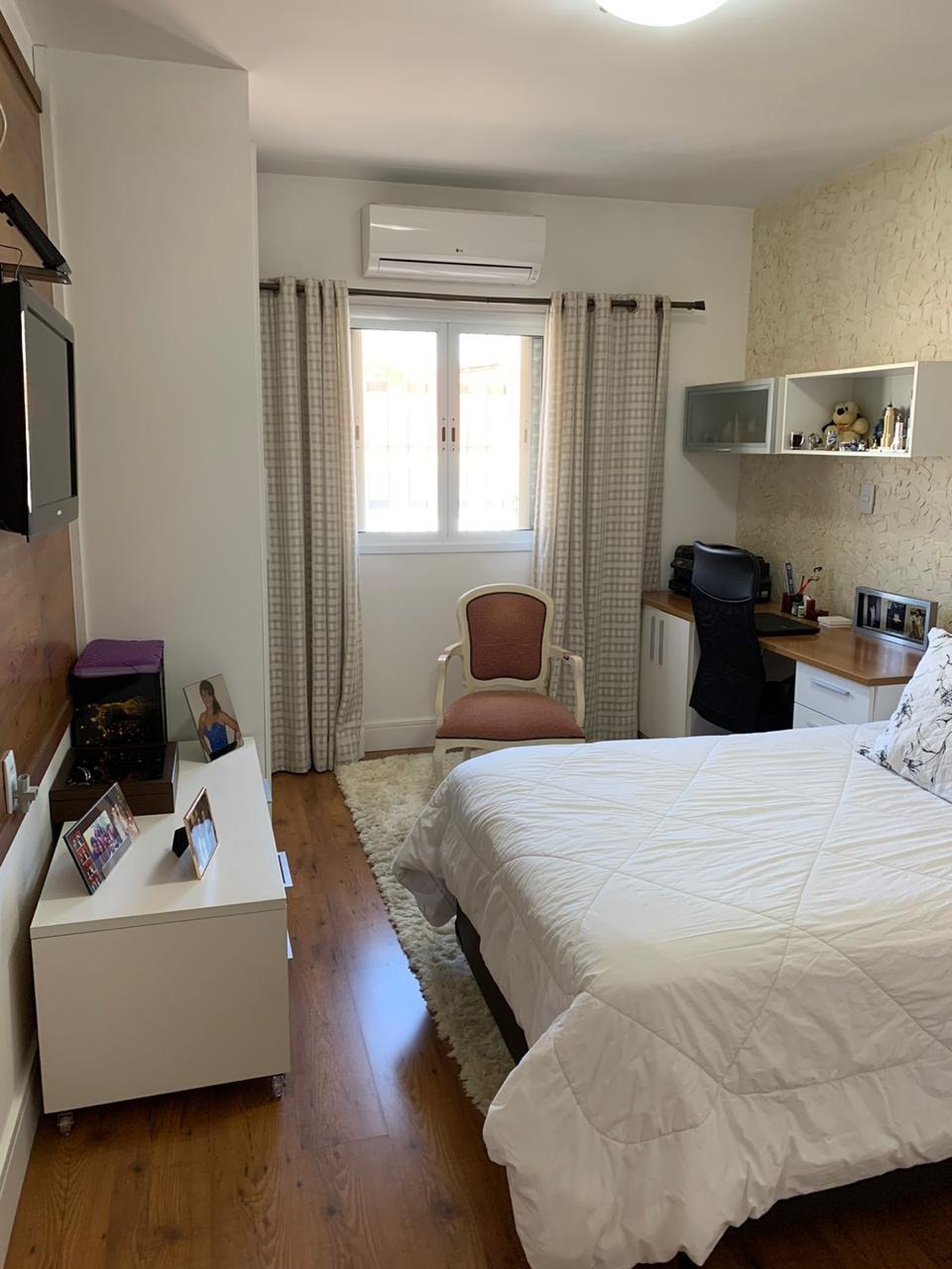 Casa à venda com 3 quartos, 201m² - Foto 18